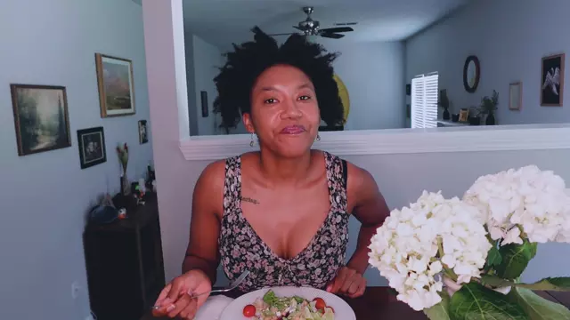 Poster: Rosaline Capulet wishes Seductions, wonderful pov - prince escalus