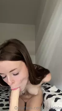 Poster: - chloecuttie (chloelolo) - chloecuttie (chloelolo) - Dildo Blowjob » Download Free Porn & XXX Videos in HD, 1080p