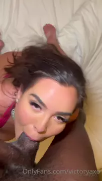 Poster: Victoryaxo - Onlyfans - In London 1280 @ SD 1280p - 2025