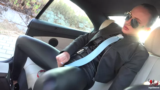 Poster: Angel The Dreamgirl - - Sexy Ripped Leather Leggings 4K